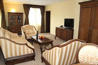 Отель MPM Hotel Sport Банско Семейный люкс с балконом VIP-3
